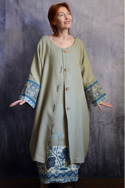 Bali collection. Tobacco color coat